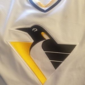 Mens Penguins Jersey